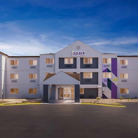 Spark By Hilton Springfield Southwest Екстер'єр фото