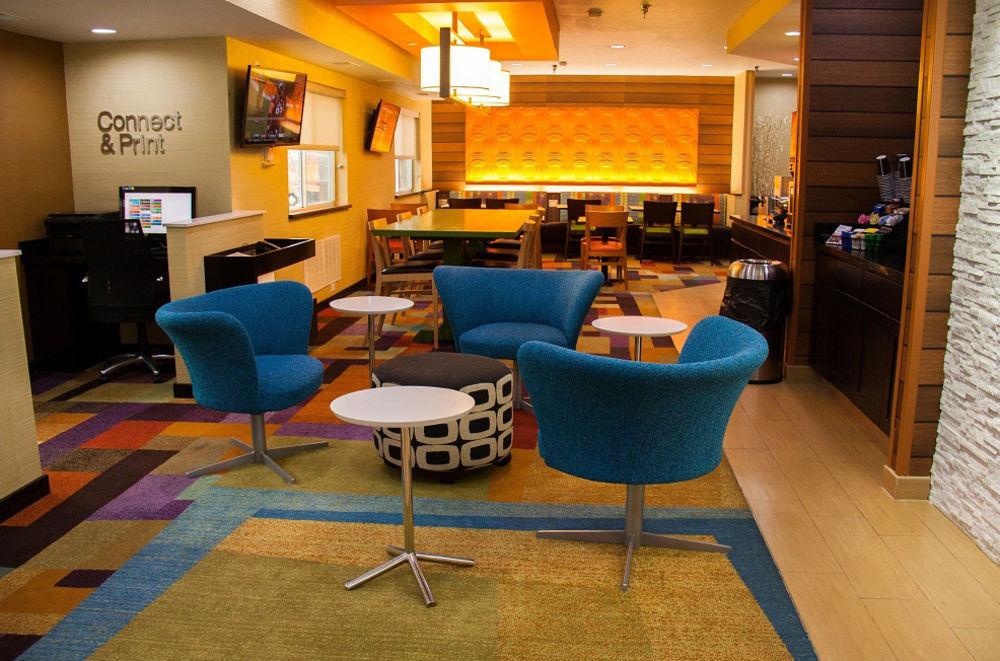 Spark By Hilton Springfield Southwest Екстер'єр фото