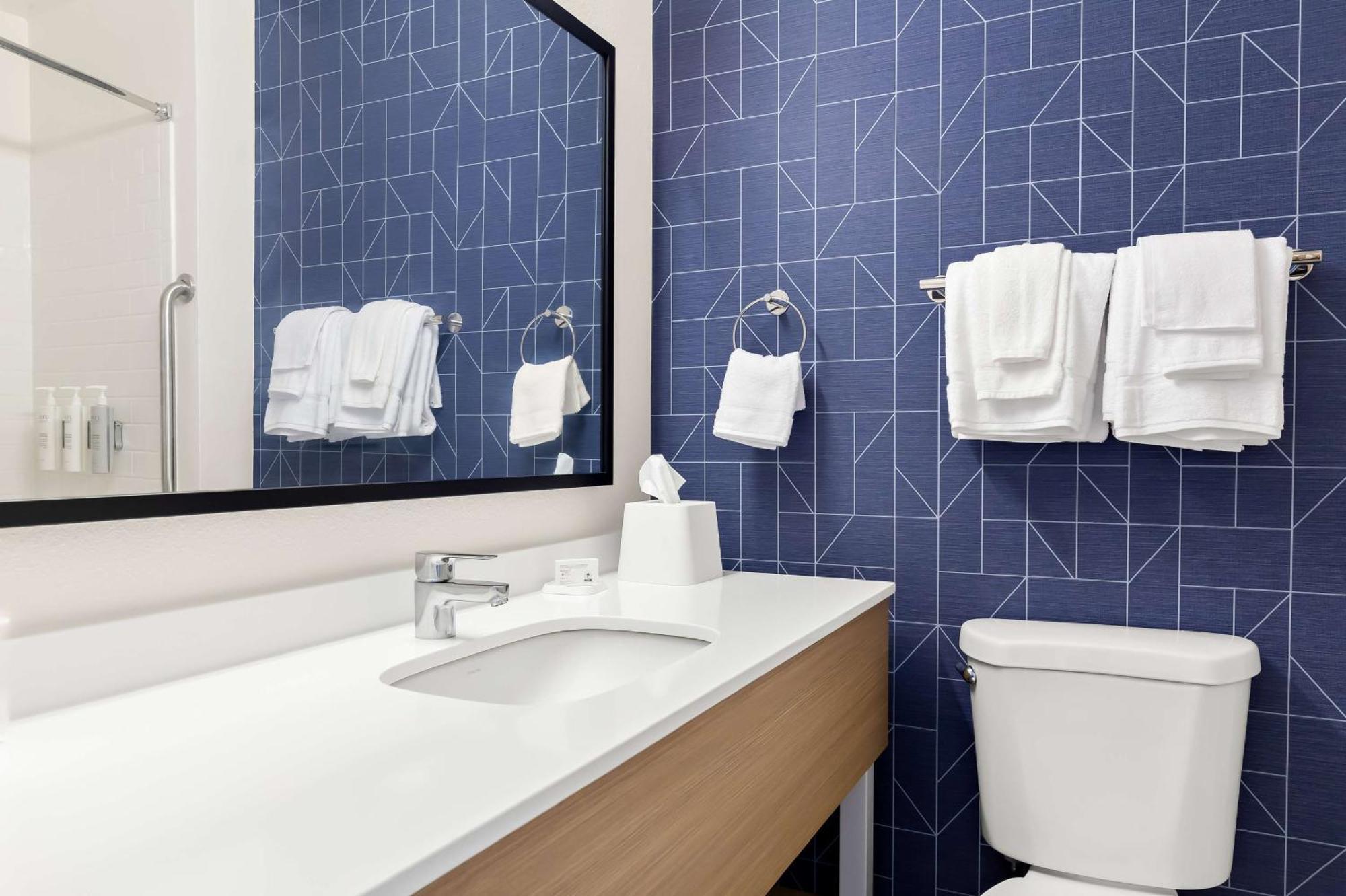 Spark By Hilton Springfield Southwest Екстер'єр фото