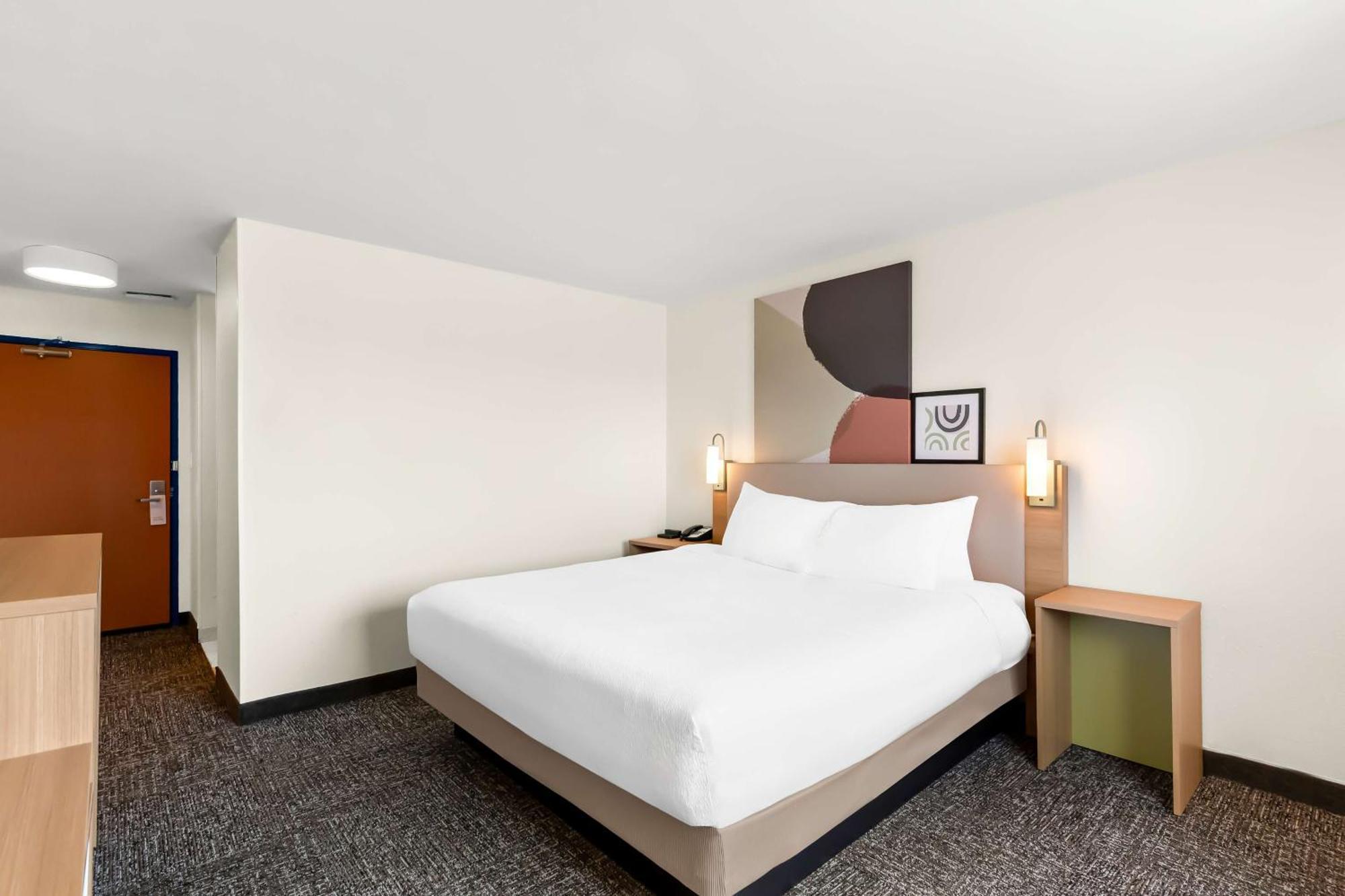Spark By Hilton Springfield Southwest Екстер'єр фото