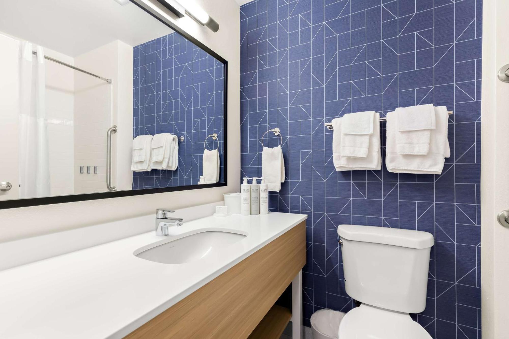 Spark By Hilton Springfield Southwest Екстер'єр фото