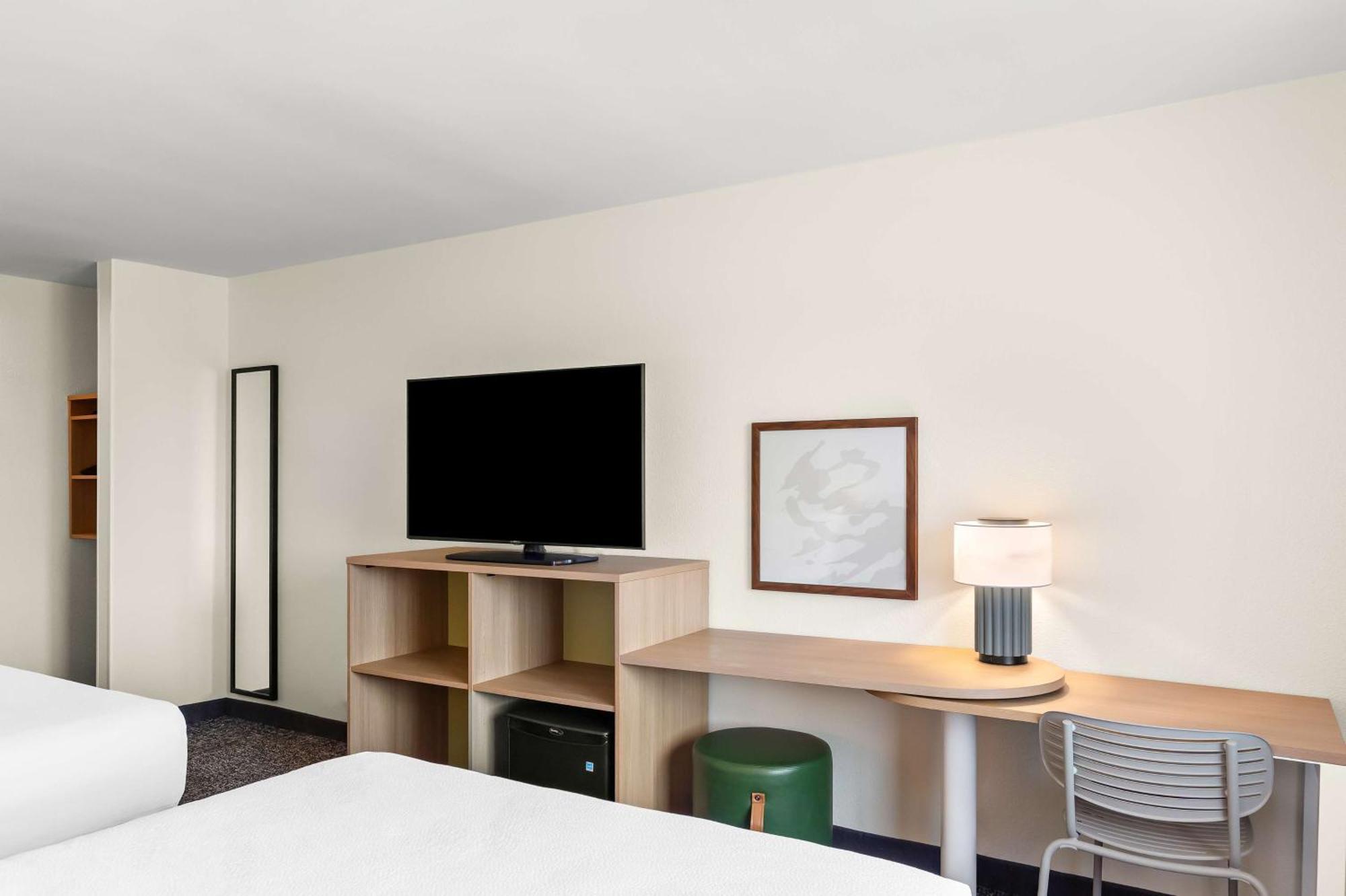 Spark By Hilton Springfield Southwest Екстер'єр фото